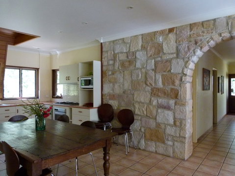 Bushland Cottages And Lodge - Tourism Brisbane 4