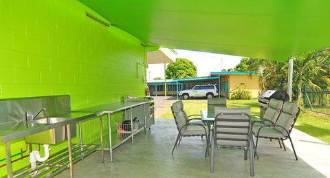 Mareeba Lodge Motel - Brisbane 4u 3
