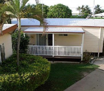 Ashs Holiday Units And Cafe - Brisbane 4u 1