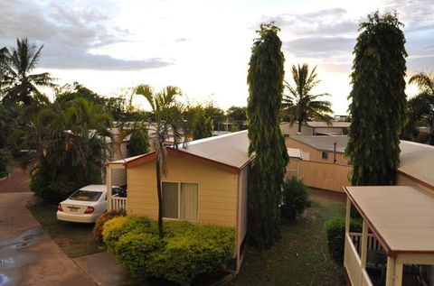 Ashs Holiday Units And Cafe - Brisbane 4u 5
