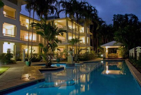 Mandalay Luxury Beachfront Apartments - Tourism Brisbane 1