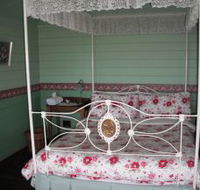 Berry Mountain Farm Mullengrove Cottage - Tourism Brisbane
