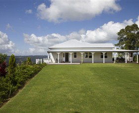 Montville Lake Terrace - Tourism Brisbane 0