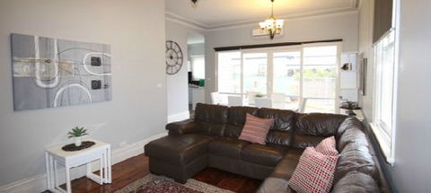 Accommodation On Lyons - Brisbane 4u 4