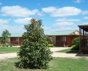 Dowling View Cabins - Tourism Brisbane 5