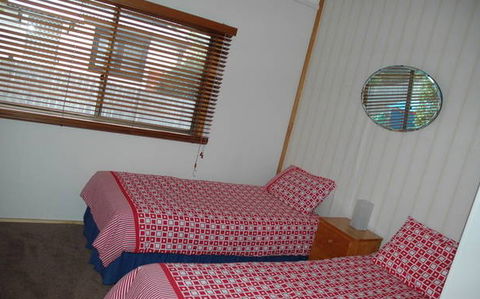 A Lake House At Burrill Lake - Tourism Brisbane 2