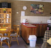 Caribou Close - Unit 1 - Brisbane 4u