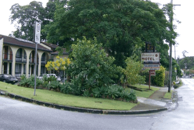 Poinciana Motel - Tourism Brisbane 3