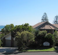 Angourie Bay Villas - Brisbane Tourism