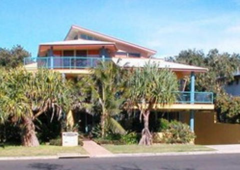 Airy Surfside Unit - Brisbane 4u 5