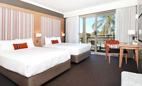 Mercure Gold Coast Resort - Brisbane 4u 3