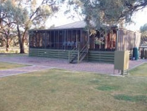 Elphicks Island Lodge - Tourism Brisbane 2