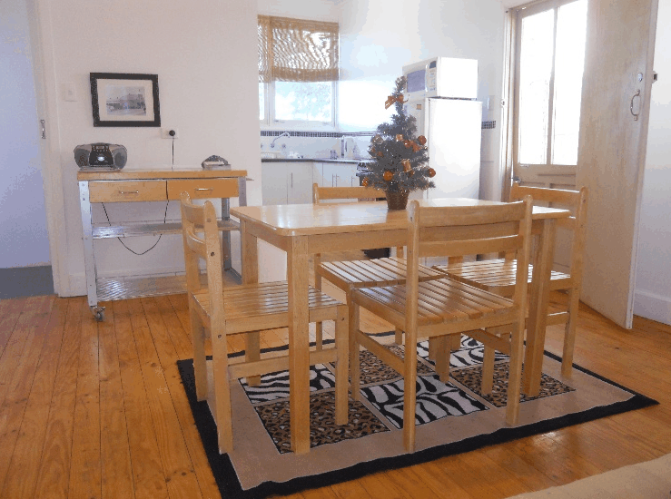 Aussie Bacon And Eggs Cottages - Brisbane Tourism 0