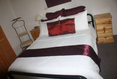 Unique Outback Cottages - Hebbard Cottage - Brisbane 4u 1