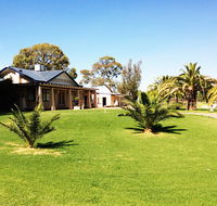 Curlwaa Caravan Park - Tourism Brisbane