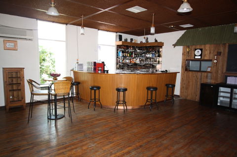 Copper City Motel - Tourism Brisbane 0