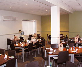 Royal Hotel Motel - Wentworth - Tourism Brisbane 1