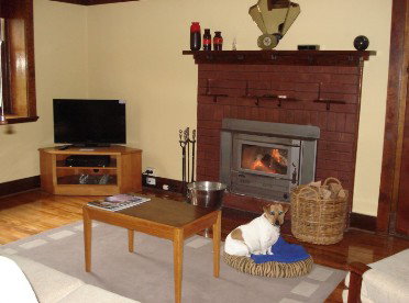 Batlow House - Tourism Brisbane 5