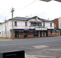 Globe Hotel Bombala - Tourism Brisbane