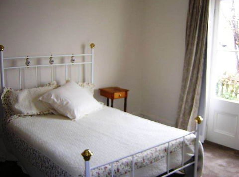 Cooma Cottage - Accommodation - Brisbane Tourism 1