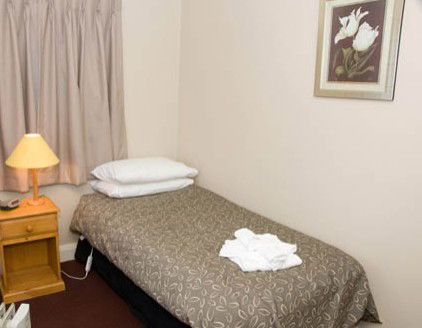 Alpine Hotel - Brisbane 4u 4