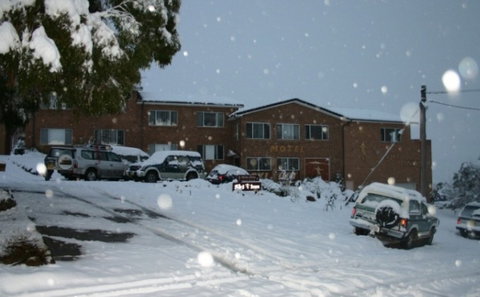 The Ski Inn Motel - Tourism Brisbane 1