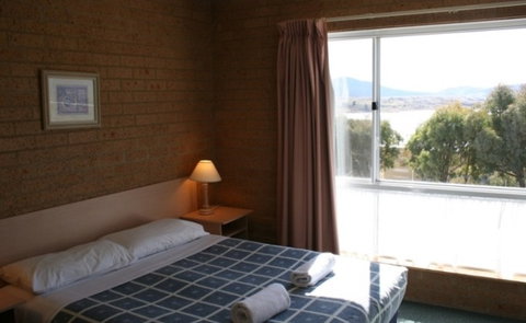 The Ski Inn Motel - Tourism Brisbane 3