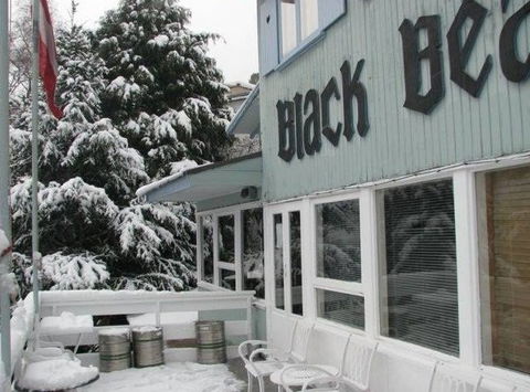 Black Bear Inn - Tourism Brisbane 0