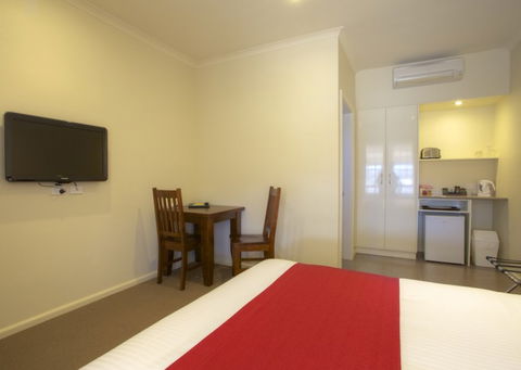Amaroo Motel - Brisbane 4u 1