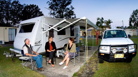 Aukaka Caravan Park - Brisbane 4u 4