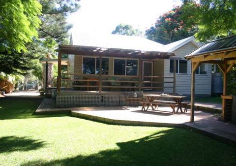 Pine Cottage - Brisbane Tourism 0