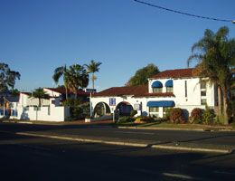 Alabaster Motor Inn - Brisbane 4u 3