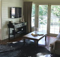 Book Barn Cottage - Tourism Brisbane