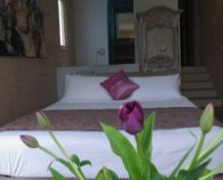 Burrawang Village Hotel - Brisbane 4u 4