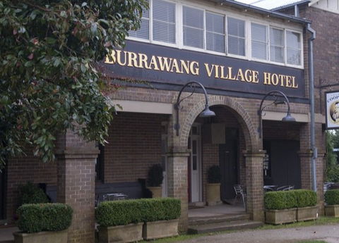 Burrawang Village Hotel - Brisbane 4u 5