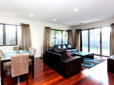 Abode Apartments Albury - Brisbane 4u 4