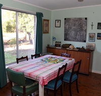 Ramsay Retro Farmstay - Tourism Brisbane