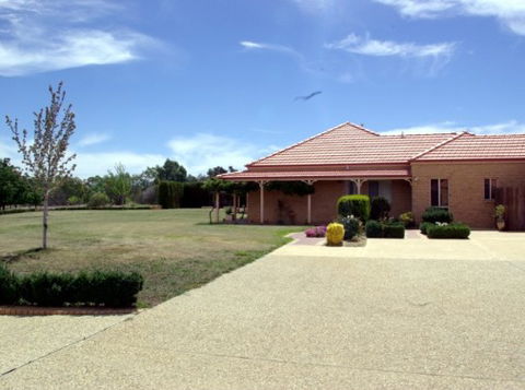 Fairways Bed And Breakfast At Jerilderie - Tourism Brisbane 0