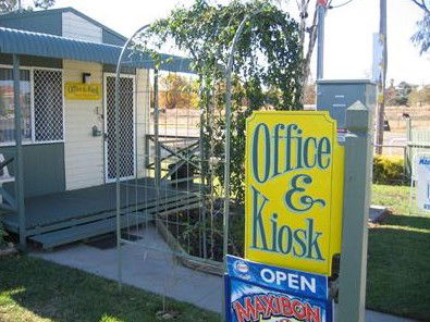 Junee Tourist Park - Tourism Brisbane 0