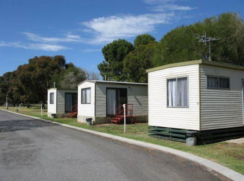Leeton Caravan Park - Brisbane Tourism 2