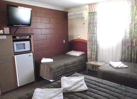 Clansman Motel - Tourism Brisbane 1