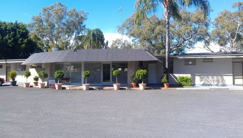 Artesian Spa Motel - Tourism Brisbane 3