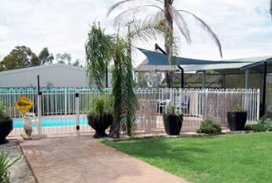 Aalbany Motor Inn - Brisbane 4u 1