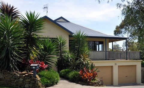 Burra By The Beach - Brisbane 4u 5