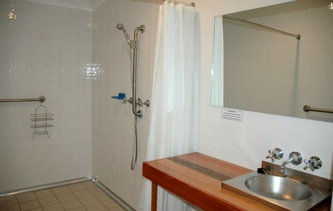 Carrs Hunter Valley Macadamia Farm Guest House - Brisbane 4u 3