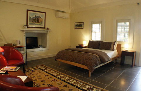 Anoushka's Boutique Bed And Breakfast - Brisbane 4u 1