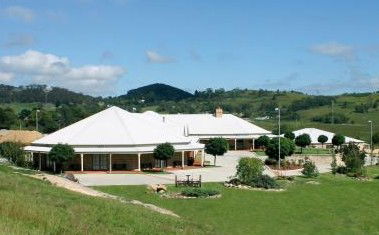 Bowen Inn - Brisbane 4u 5