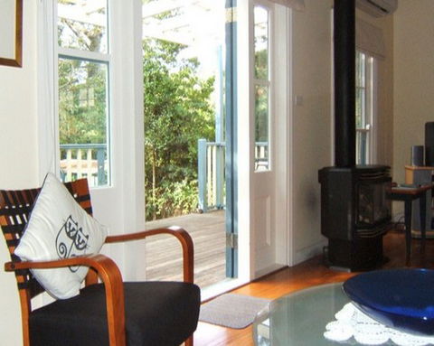 AppleBlossom Cottage - Brisbane Tourism 2