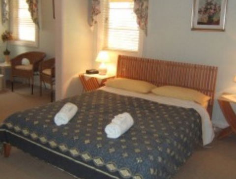 AppleBlossom Cottage - Brisbane Tourism 3