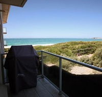 Beachfront Narrabeen - Tourism Brisbane
